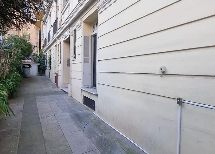 Très Joli 2 Pièces à Côté De L'ac Marriott Appartement